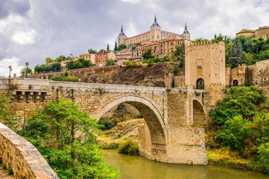 Stay Toletvm Apartametos Turisticos Toledo Eksteriør billede