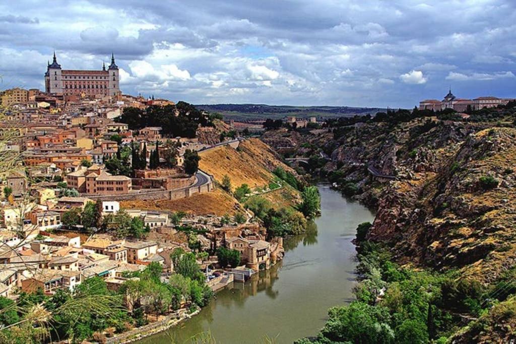 Stay Toletvm Apartametos Turisticos Toledo Eksteriør billede